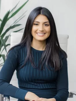 Laila Headshot