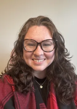 Sarah Petrofsky, Lpc