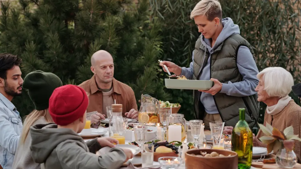 Boundaries Navigating Family Conflict During Holiday Season Bright Spot Therapy